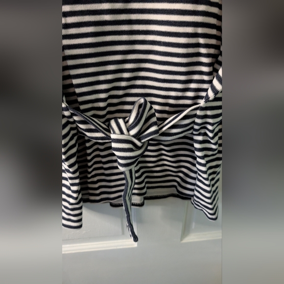 Express Tie Bow Blouse M - Picture 3 of 7